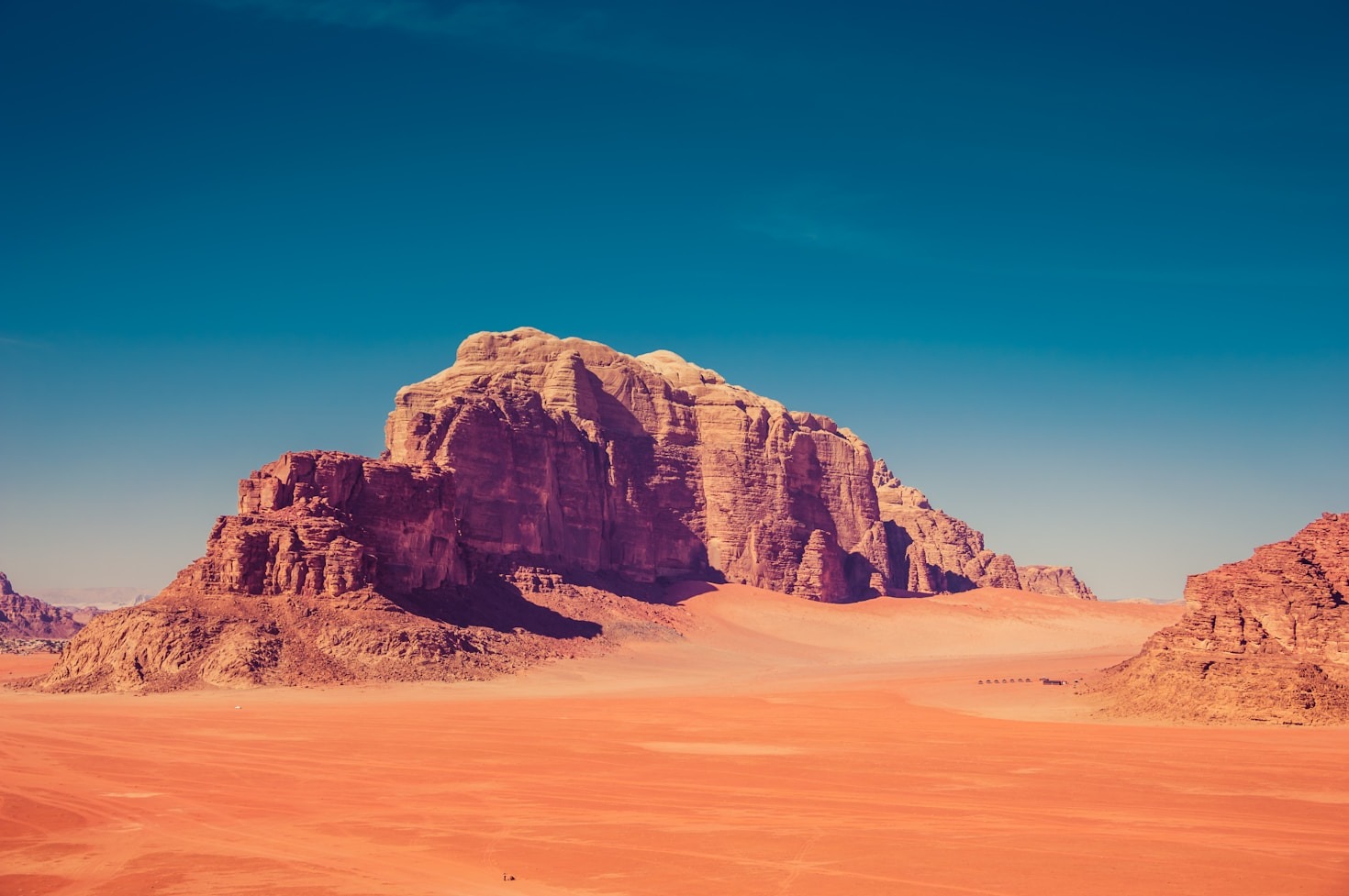 Camel Rides and Desert Safaris: Adventures at Sahra Serenity